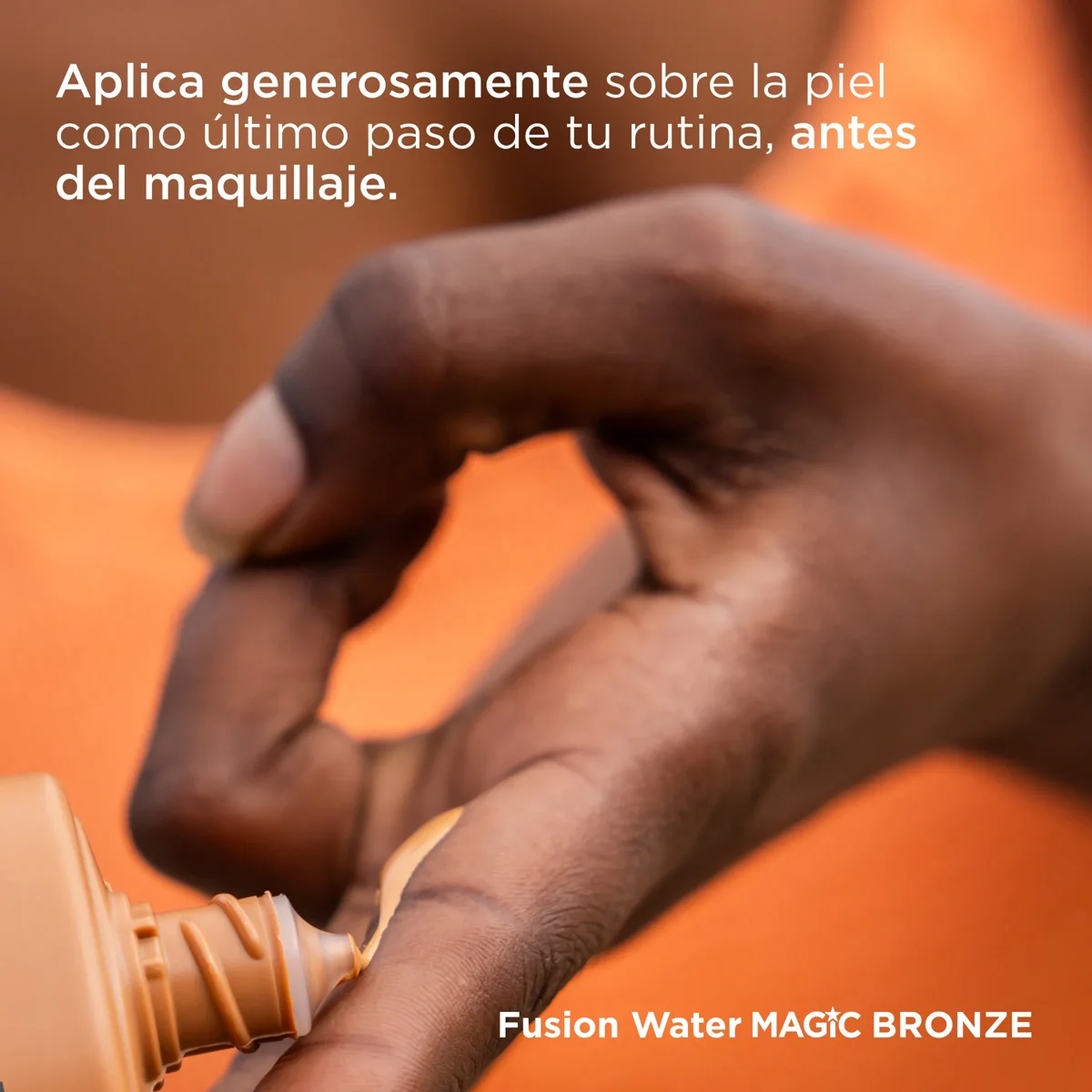 Fotoprotector Fusion Water MAGIC Bronze SPF50 - ISDIN - Imagen 2